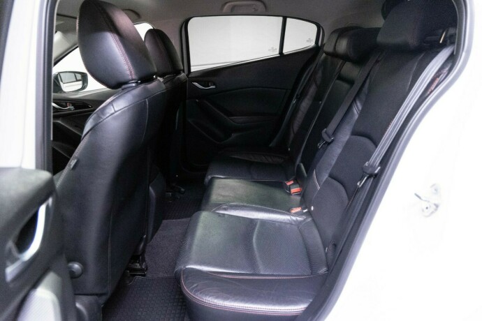 mazda-3-diesel-2015-big-6