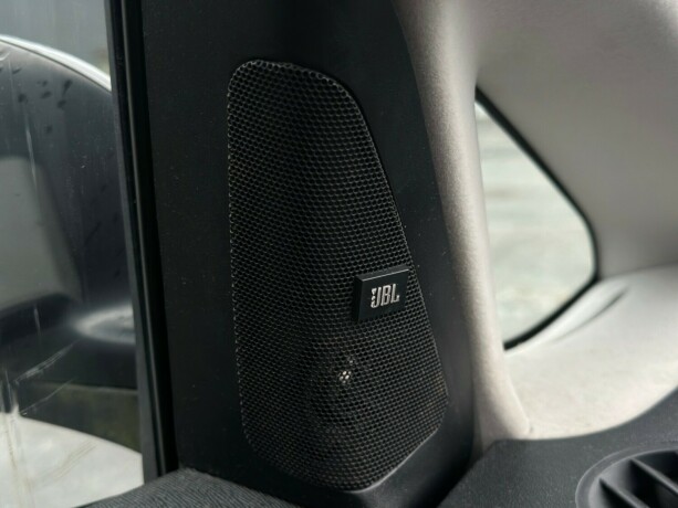 toyota-prius-bensin-2008-big-26