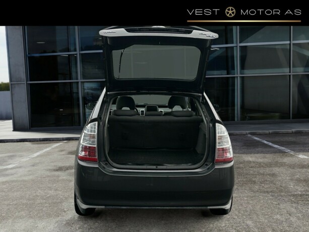 toyota-prius-bensin-2008-big-6