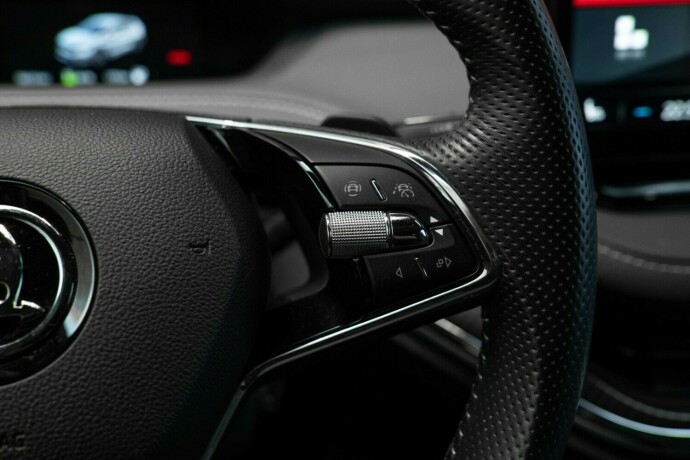 skoda-enyaq-elektrisitet-2023-big-16