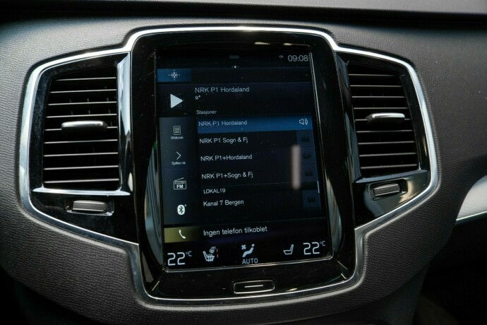 volvo-xc-90-elektrisitetbensin-2017-big-23