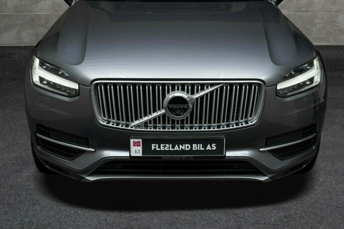 volvo-xc-90-elektrisitetbensin-2017-big-5