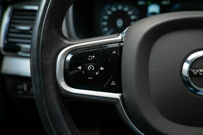 volvo-xc-90-elektrisitetbensin-2017-big-15