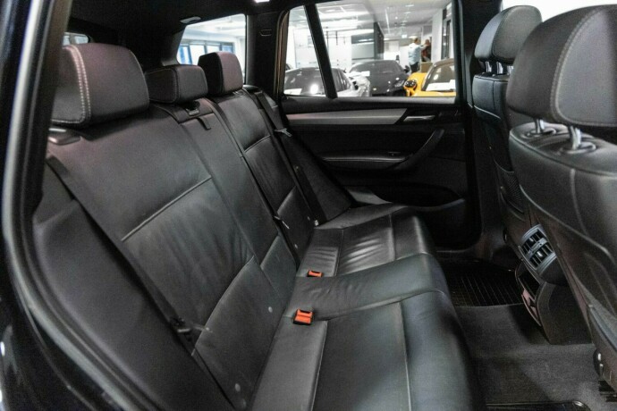 bmw-x3-diesel-2011-big-8