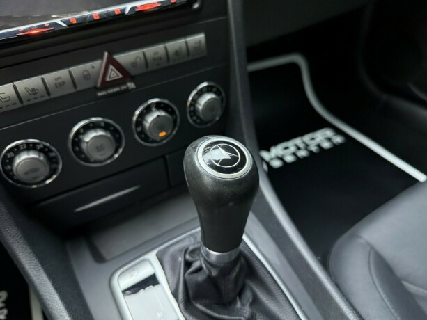 mercedes-benz-slk-bensin-2005-big-19