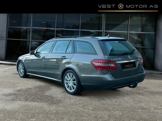 mercedes-benz-e-klasse-diesel-2011-big-4