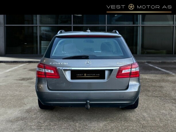 mercedes-benz-e-klasse-diesel-2011-big-5