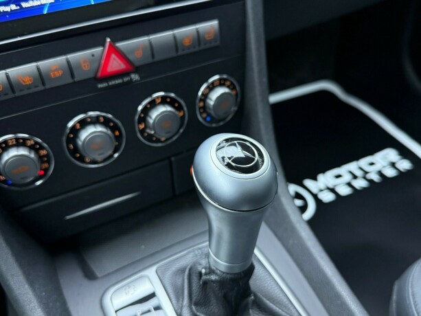 mercedes-benz-slk-bensin-2007-big-20