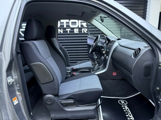 suzuki-grand-vitara-bensin-2006-big-20