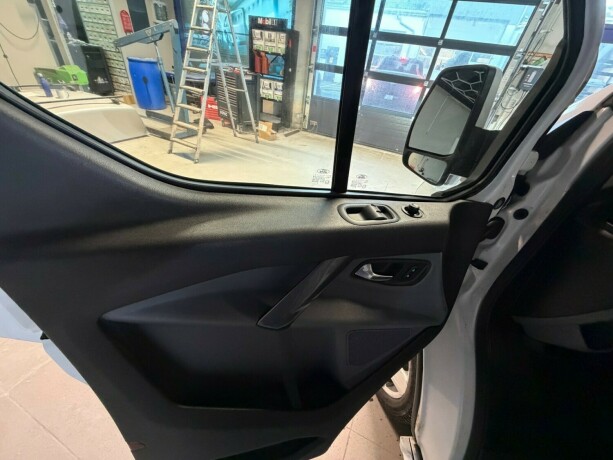 ford-transit-custom-diesel-2015-big-8