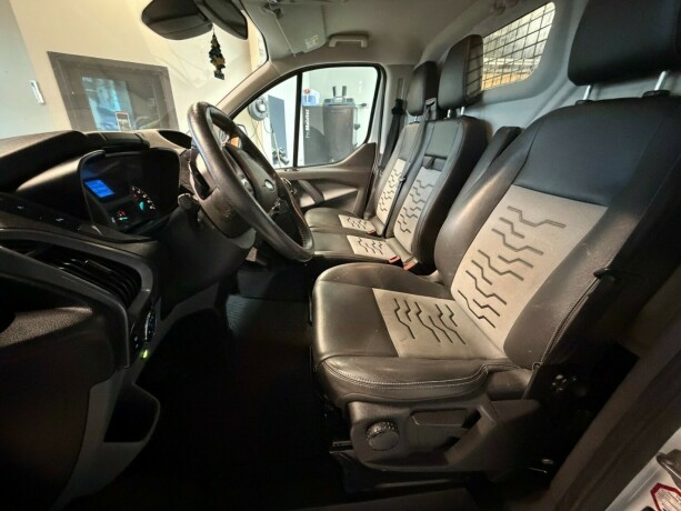 ford-transit-custom-diesel-2015-big-7