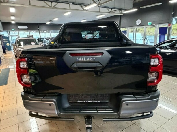 toyota-hilux-diesel-2021-big-5