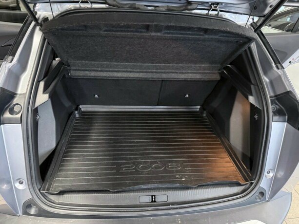 peugeot-2008-elektrisitet-2020-big-32