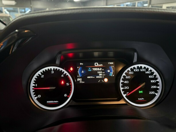 isuzu-d-max-diesel-2023-big-8