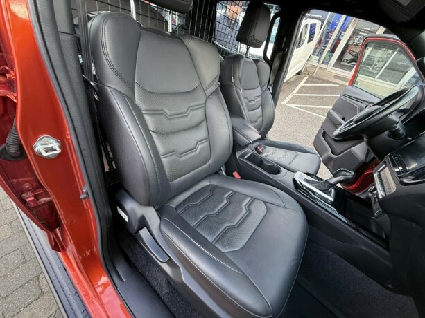 isuzu-d-max-diesel-2023-big-27