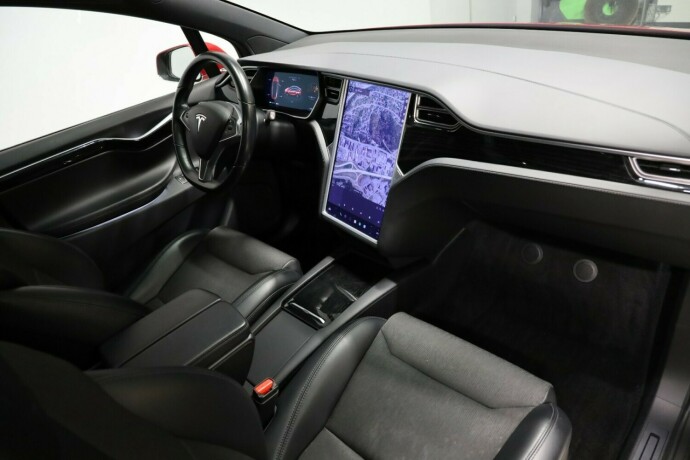 tesla-model-x-elektrisitet-2018-big-9