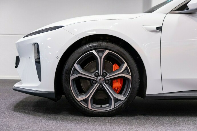 nio-et5-elektrisitet-2025-big-4