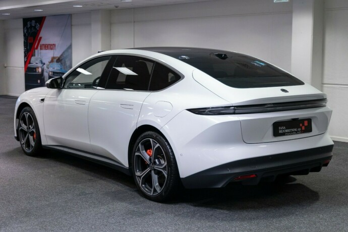 nio-et5-elektrisitet-2025-big-1