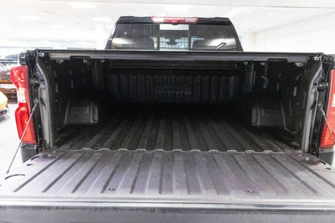 chevrolet-silverado-bensin-2020-big-9