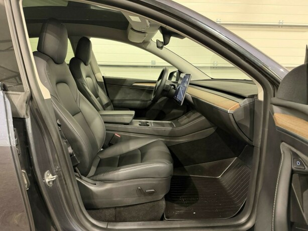 tesla-model-y-elektrisitet-2021-big-9