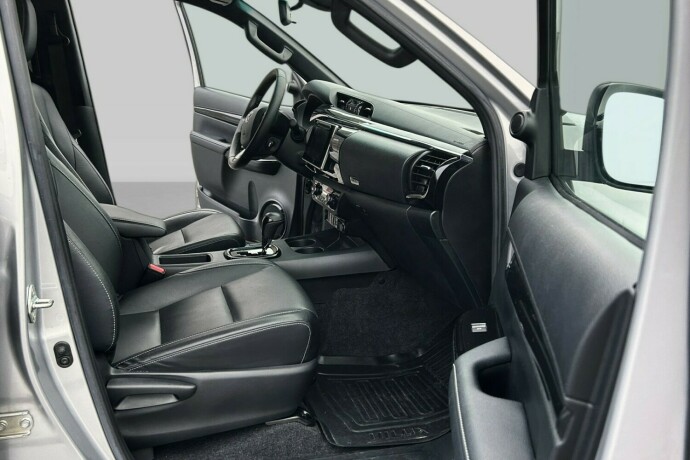 toyota-hilux-diesel-2020-big-11