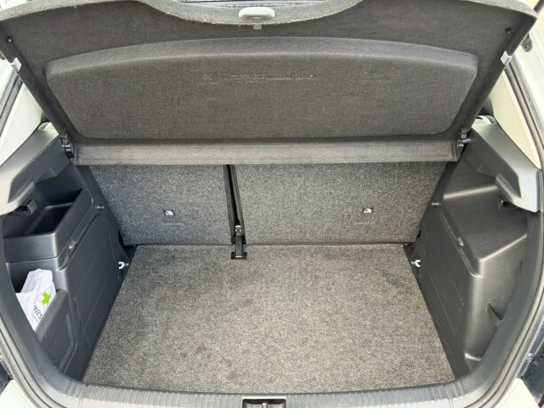 skoda-fabia-bensin-2017-big-15