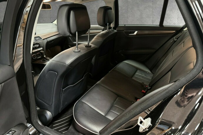 mercedes-benz-c-klasse-bensin-2013-big-9