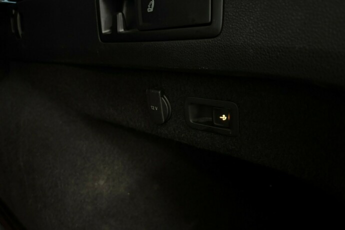 volkswagen-passat-elektrisitetbensin-2016-big-11