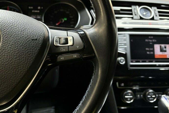 volkswagen-passat-elektrisitetbensin-2016-big-22