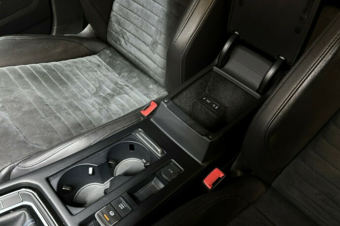 volkswagen-passat-elektrisitetbensin-2016-big-25