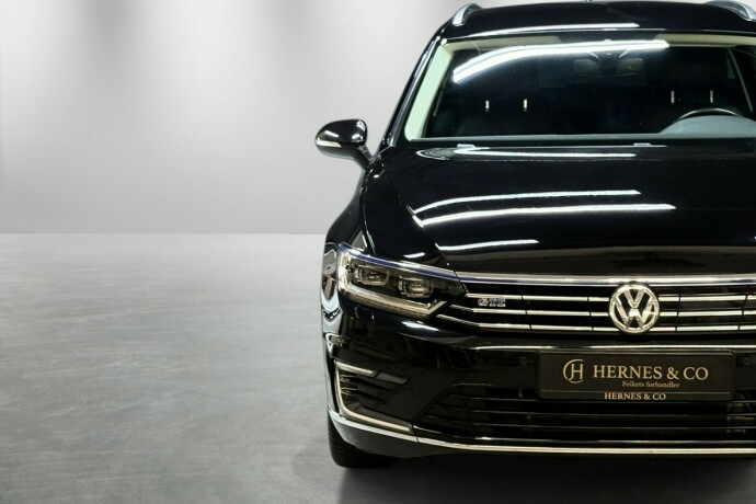 volkswagen-passat-elektrisitetbensin-2016-big-4