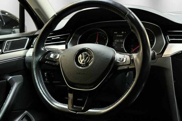 volkswagen-passat-elektrisitetbensin-2016-big-20