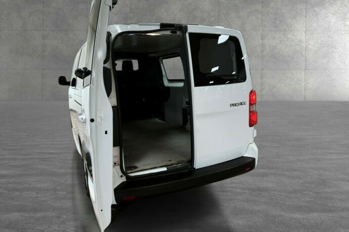 toyota-proace-diesel-2019-big-8