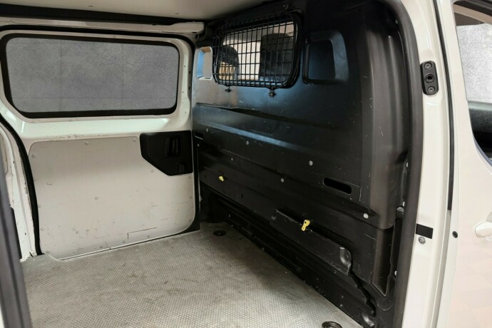 toyota-proace-diesel-2019-big-11