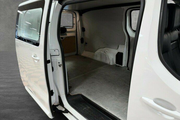 toyota-proace-diesel-2019-big-12