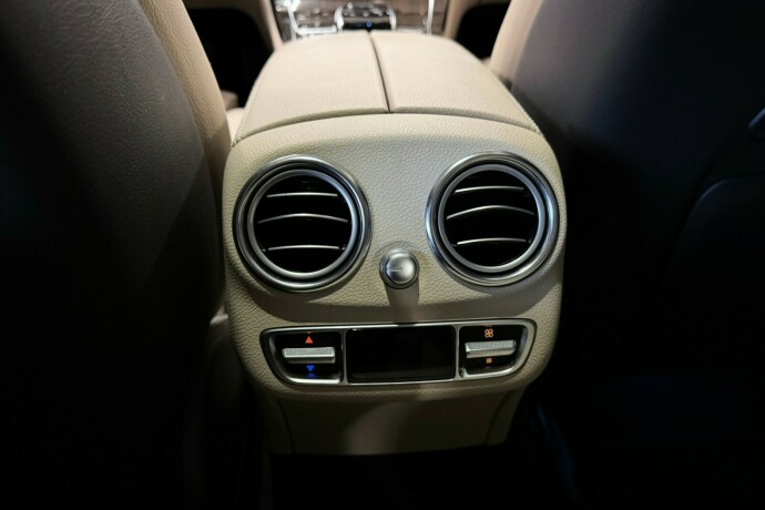 mercedes-benz-c-klasse-elektrisitetbensin-2016-big-15