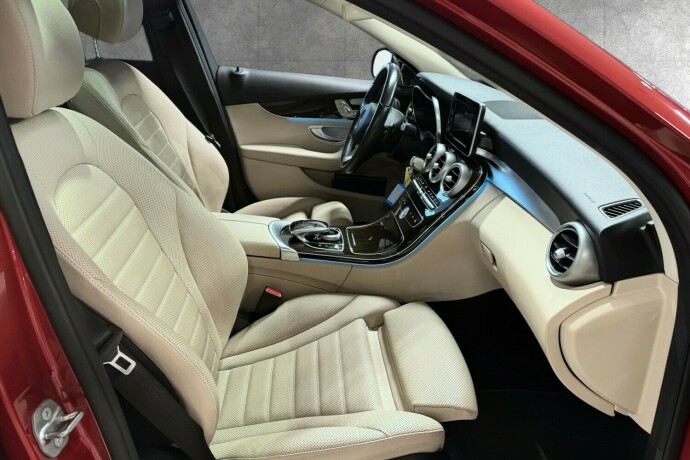 mercedes-benz-c-klasse-elektrisitetbensin-2016-big-16