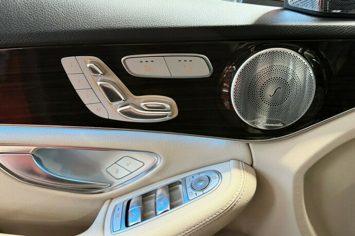 mercedes-benz-c-klasse-elektrisitetbensin-2016-big-27