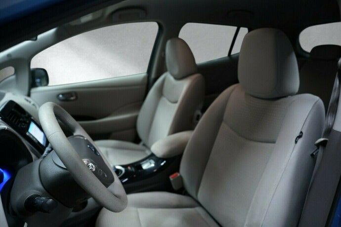 nissan-leaf-elektrisitet-2012-big-15