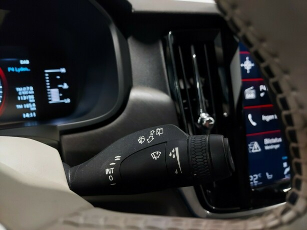 volvo-v90-cross-country-diesel-2018-big-32