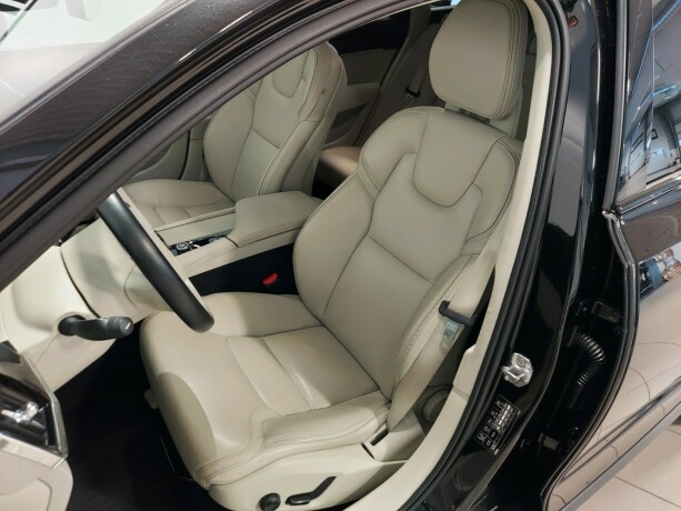 volvo-v90-cross-country-diesel-2018-big-19