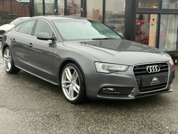 audi-a5-bensin-2013-big-0