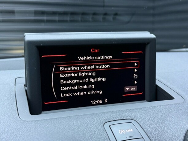 audi-a1-bensin-2011-big-20