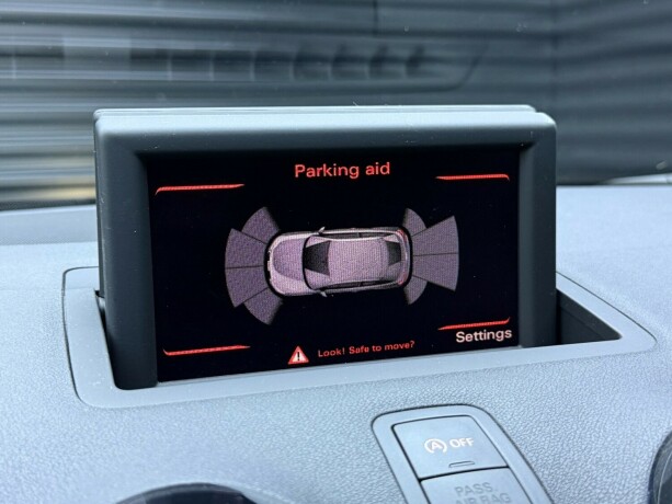 audi-a1-bensin-2011-big-18