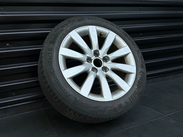 audi-a1-bensin-2011-big-37