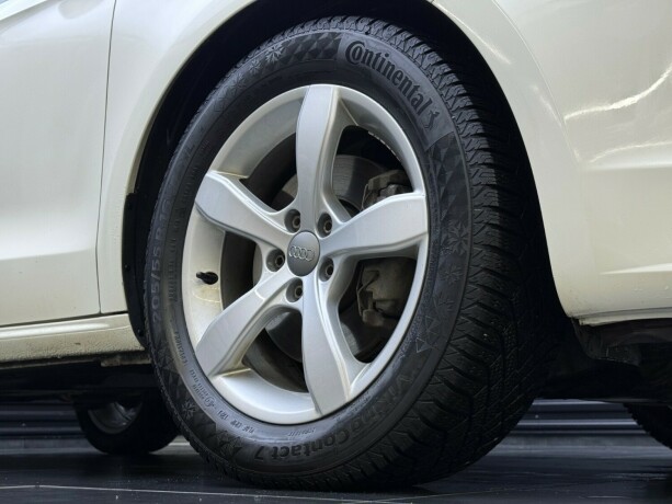 audi-a1-bensin-2011-big-7