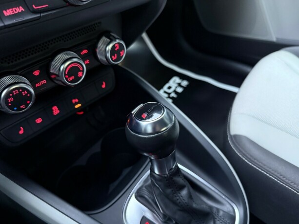 audi-a1-bensin-2011-big-29