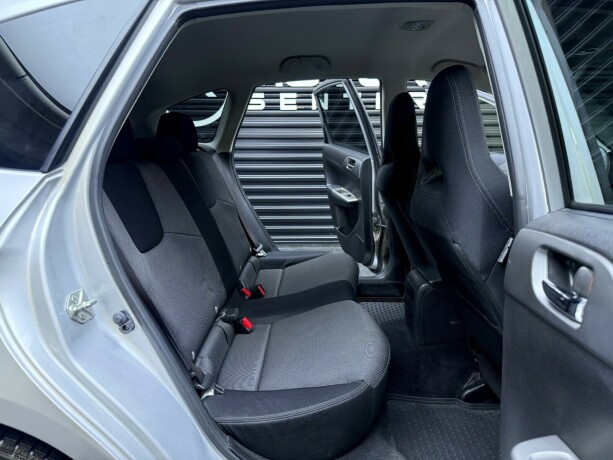 subaru-impreza-diesel-2010-big-25