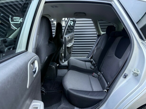 subaru-impreza-diesel-2010-big-24