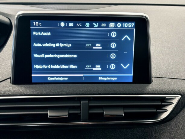 peugeot-5008-bensin-2018-big-25